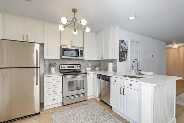 $3,400 | 1343 Cassidy Court, Unit A, Mount Pleasant, SC 29464