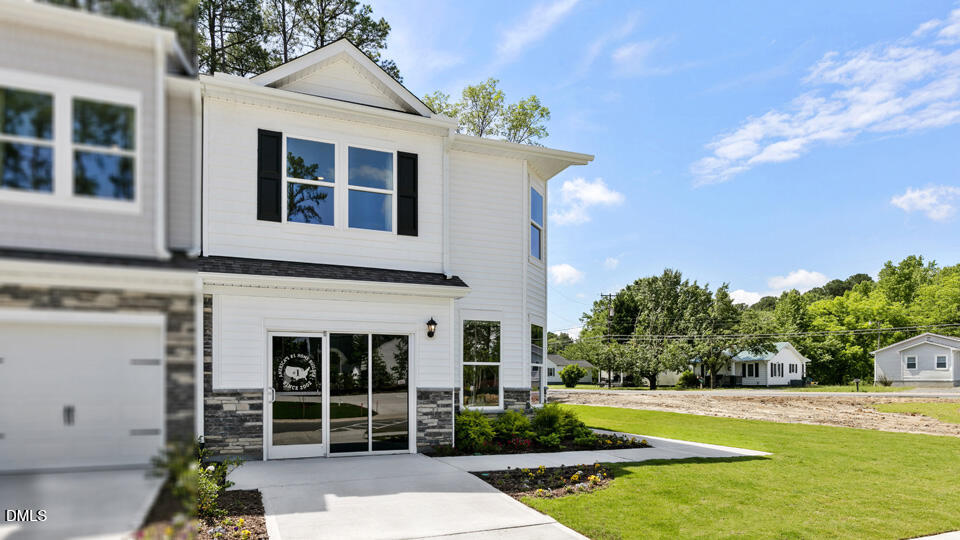 5228 Powell Townes Way Raleigh, NC 27604 - Photo 2 of 37