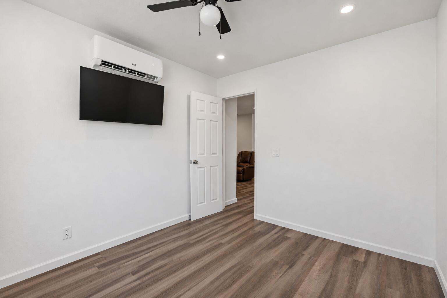 17300 Corkill Road, Unit 179 Desert Hot Springs, CA 92241 - Photo 21 of 36 20_12140399_189913_189913-EI-120