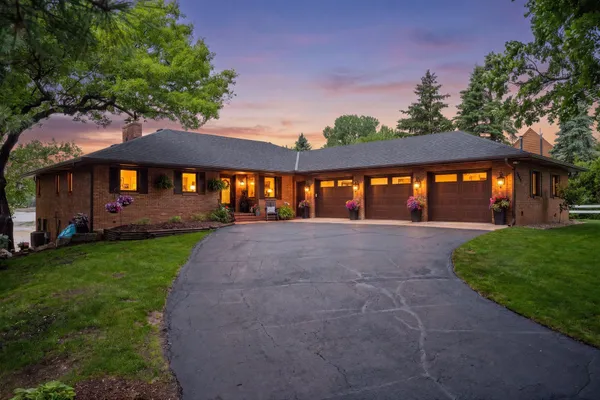 $1,499,900 | 15600 Logarto Lane, Burnsville, MN 55306