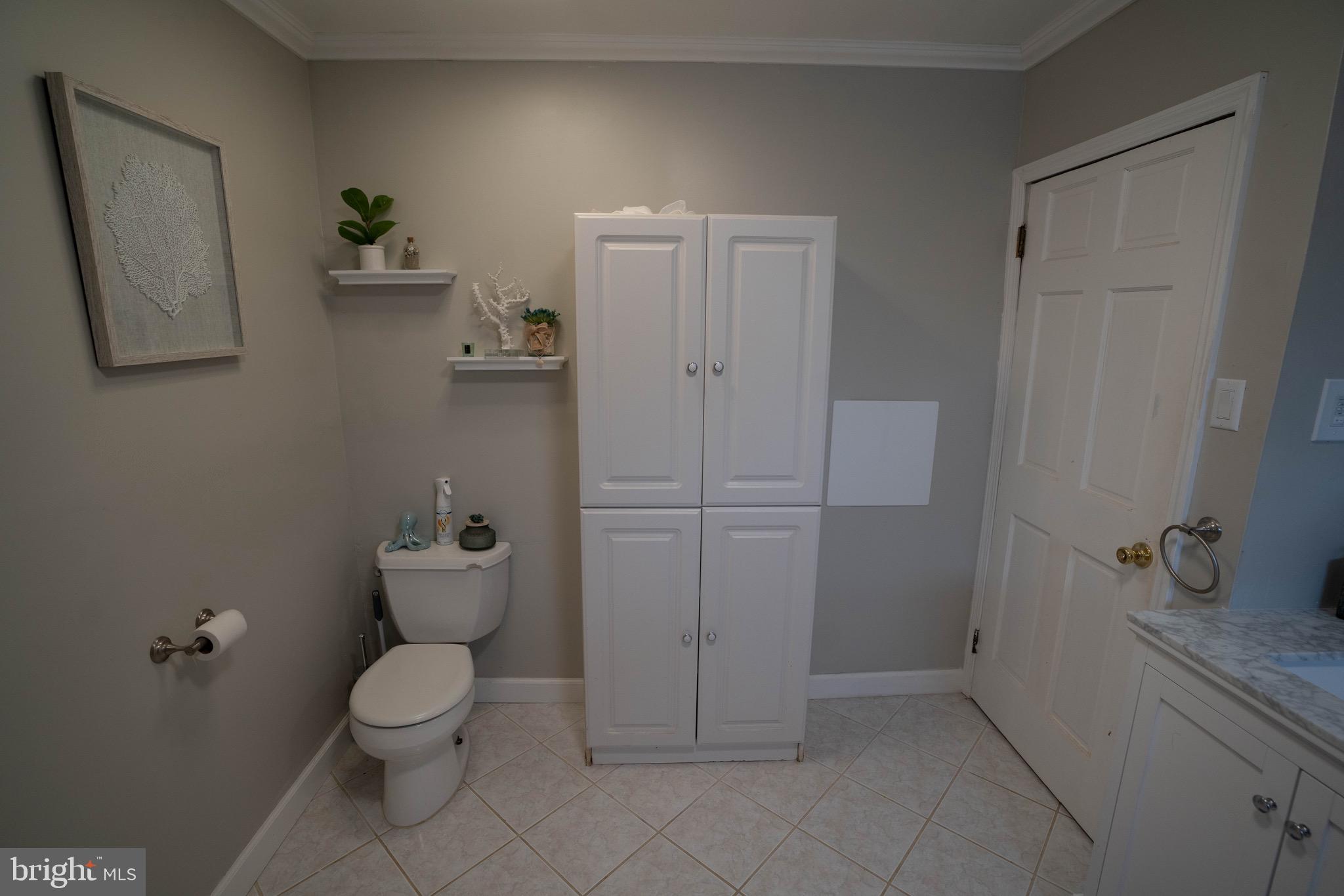 1105 Laurel Road Beverly, NJ 08010 - Photo 11 of 48 Gallery Image 11