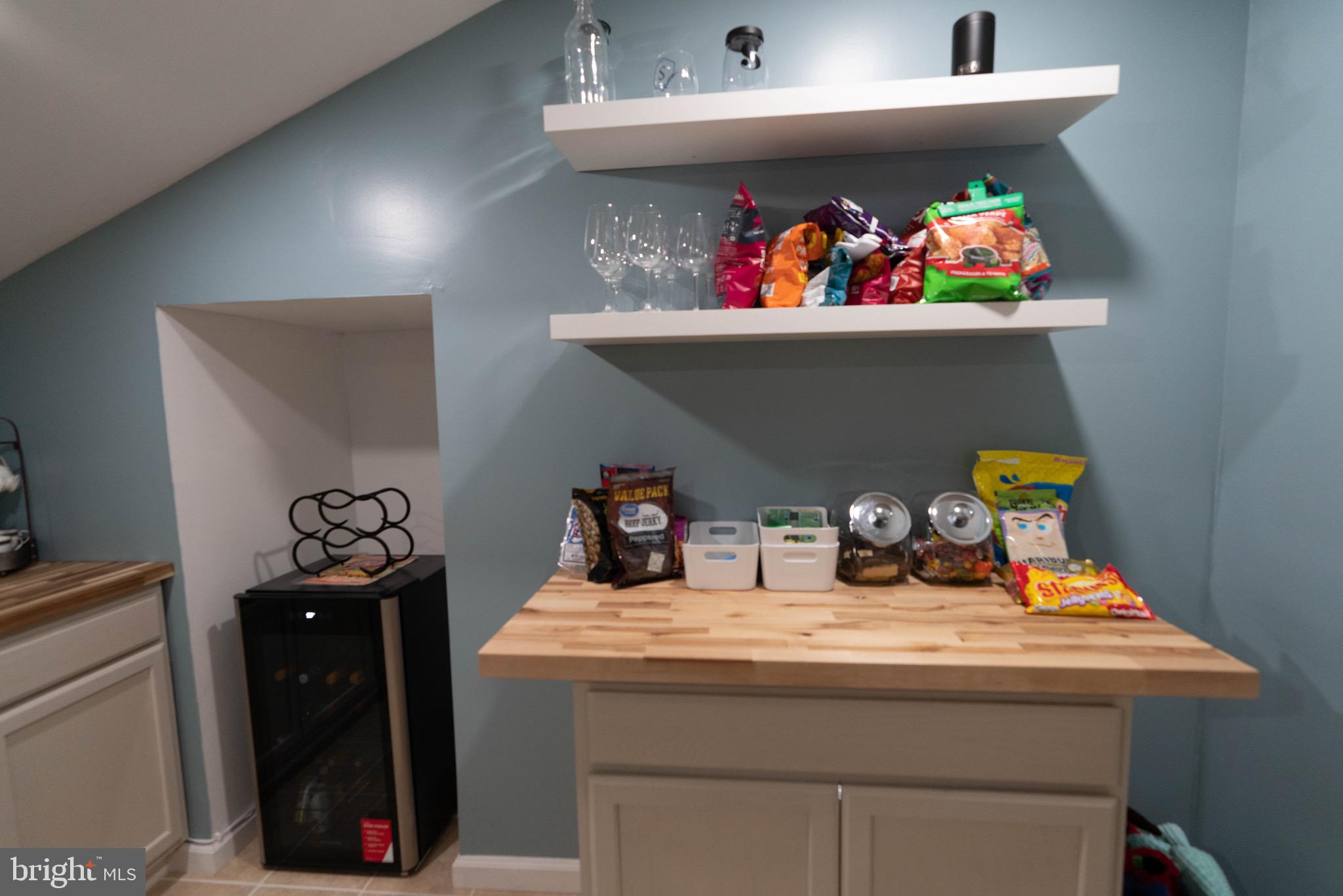 1105 Laurel Road Beverly, NJ 08010 - Photo 26 of 48 Gallery Image 26