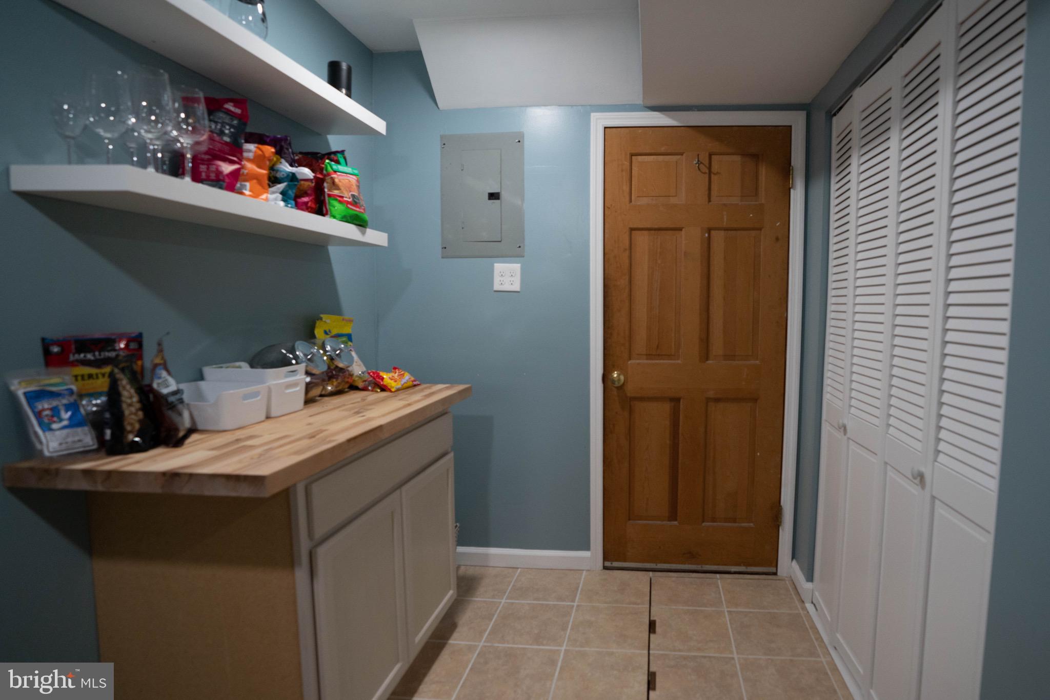 1105 Laurel Road Beverly, NJ 08010 - Photo 28 of 48 Gallery Image 28