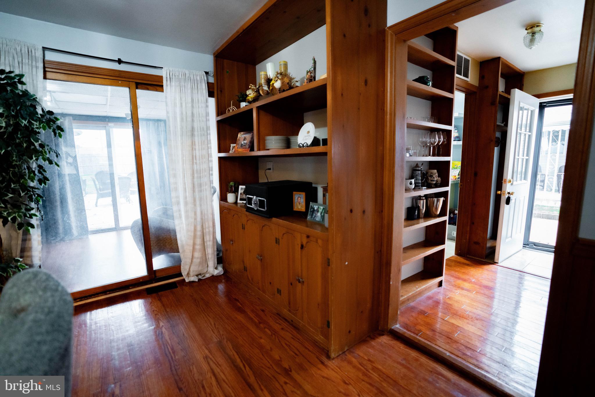 1105 Laurel Road Beverly, NJ 08010 - Photo 42 of 48 Gallery Image 42