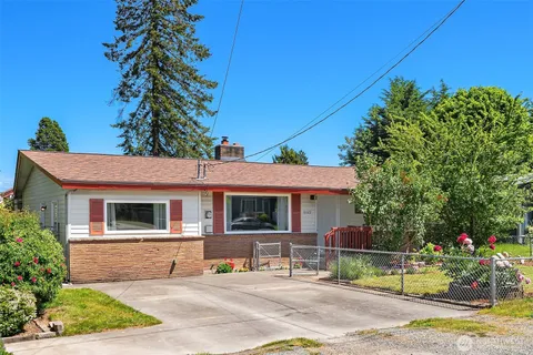 $630,000 | 16022 11th Avenue Southwest, Burien, WA 98166