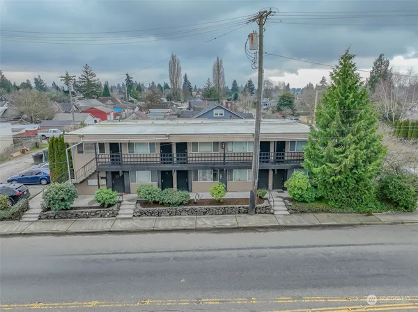 $1,285,000 | 5601 South Thompson Avenue, Tacoma, WA 98408