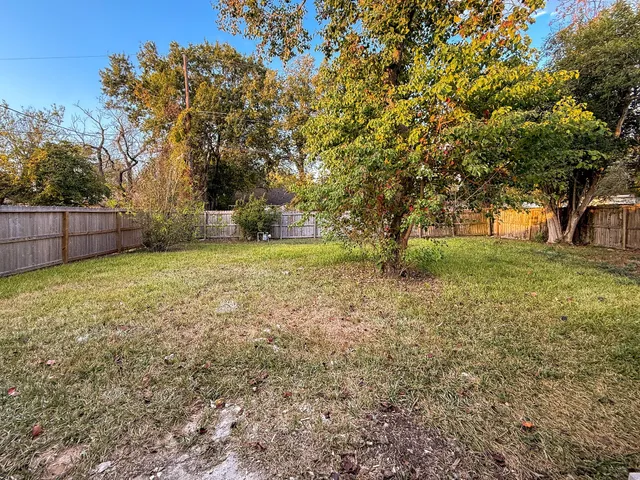 $1,550 | 4235 Dacca Drive, Houston, TX 77047