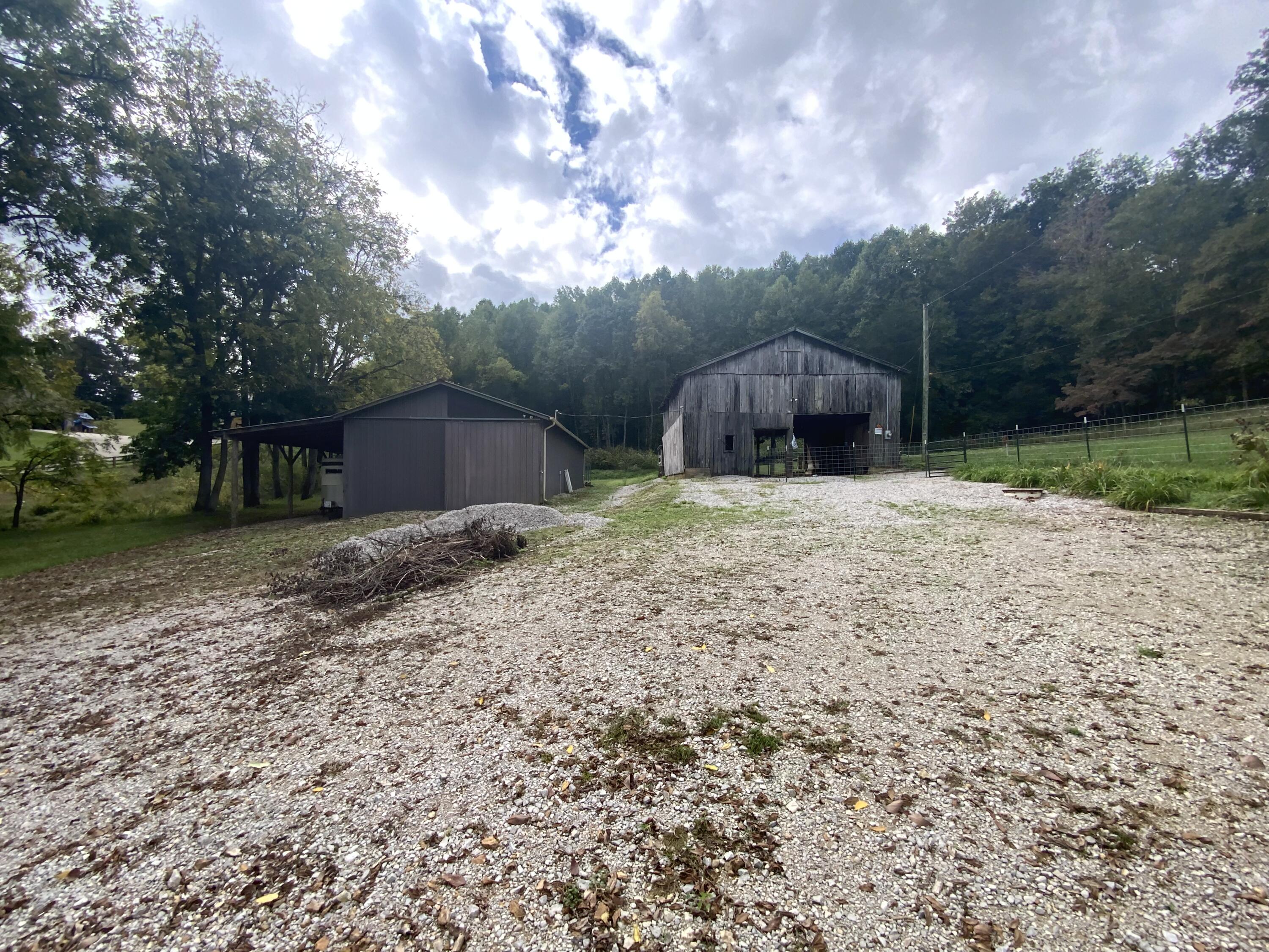 757 East Frog Hollow Road Science Hill, KY 42553 - Photo 25 of 30 IMG_7646