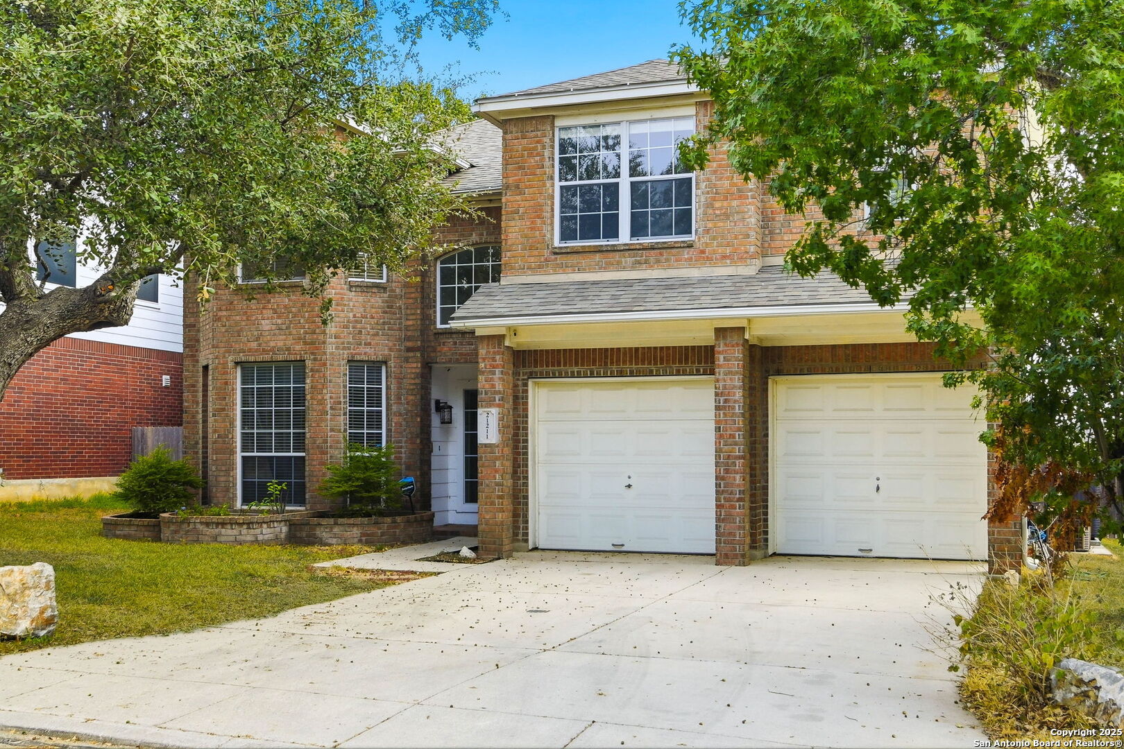 21211 Rio Sabinal San Antonio, TX 78259 - Photo 6 of 31 front view of a house