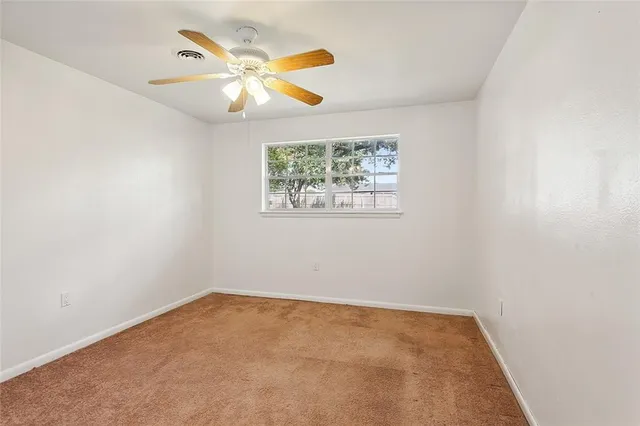 $2,100 | 517 Beverly Garden Drive, Metairie, LA 70001