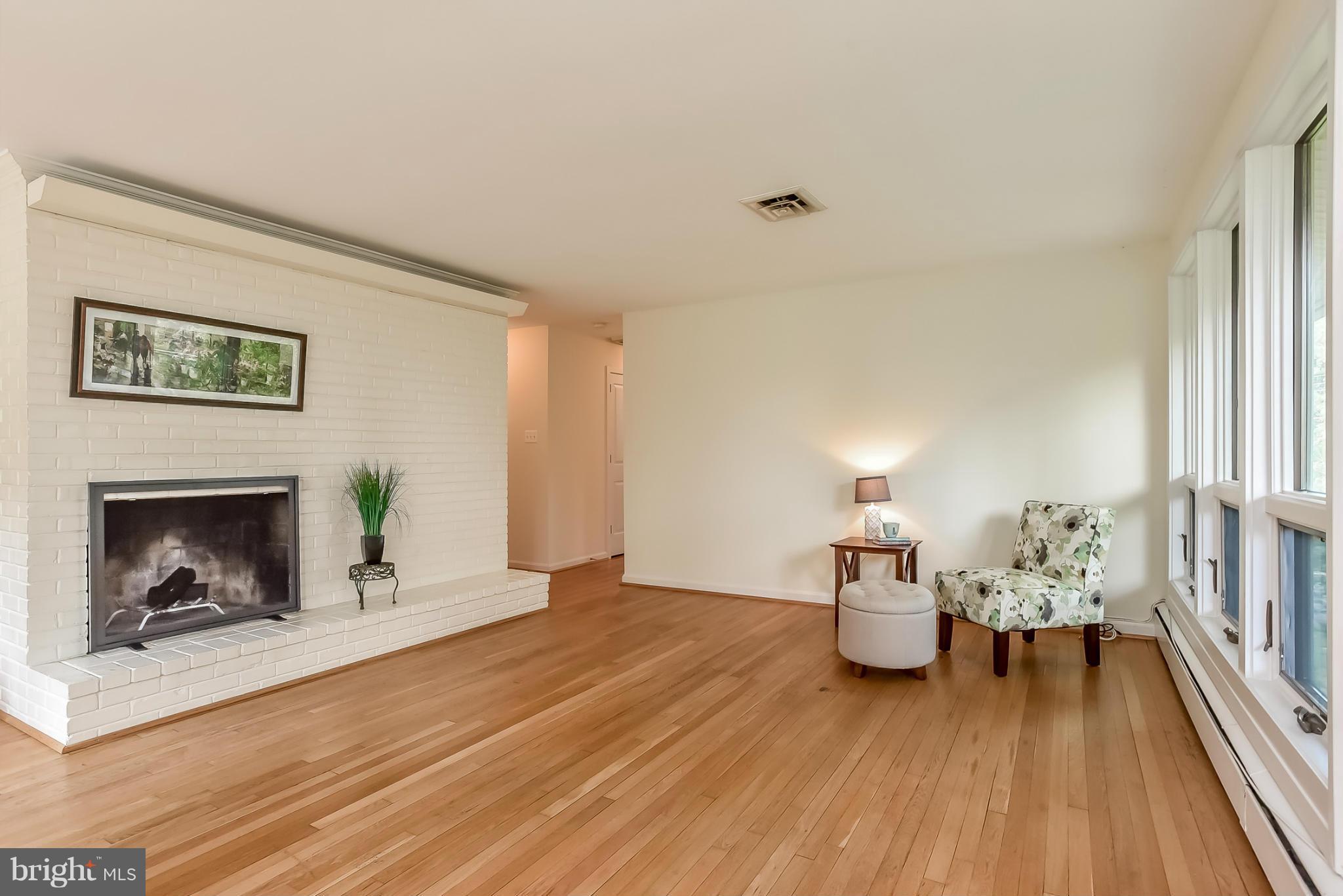 3502 Old Post Road Fairfax, VA 22030 - Photo 2 of 30 Hardwood floors in living room.