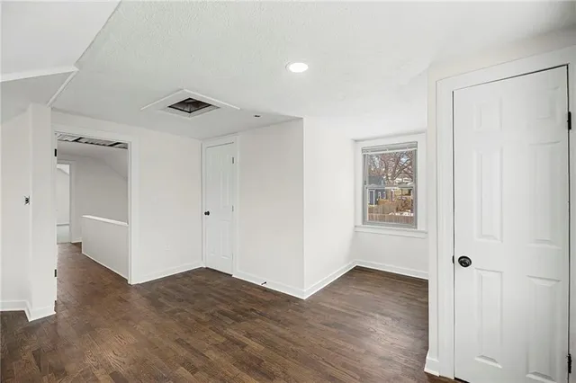 $425,000 | 5312 West 58th Street, Roeland Park, KS 66205