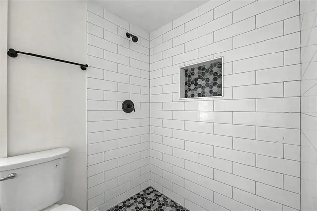 $425,000 | 5312 West 58th Street, Roeland Park, KS 66205