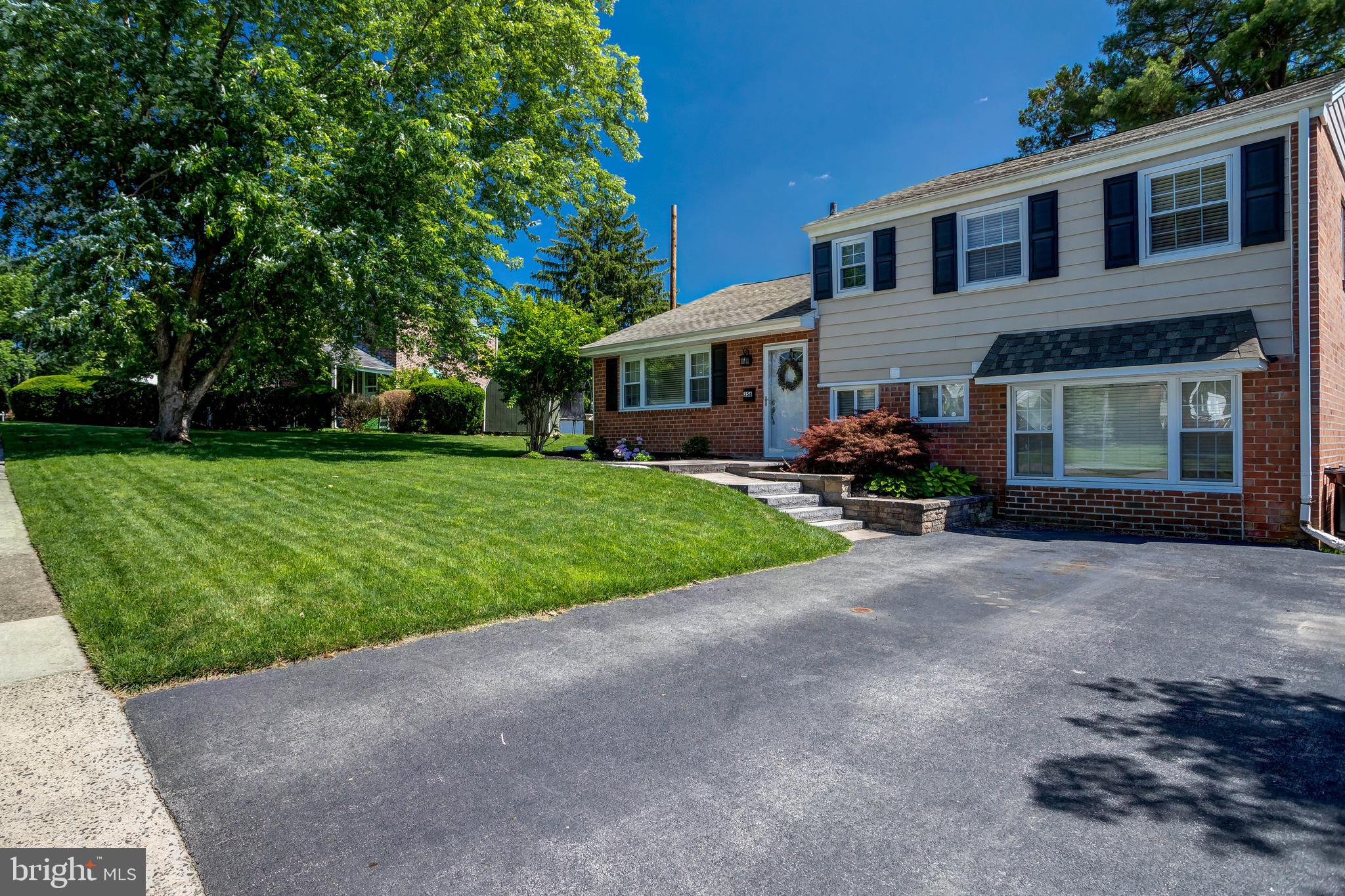 356 Parham Road Springfield, PA 19064 - Photo 4 of 37