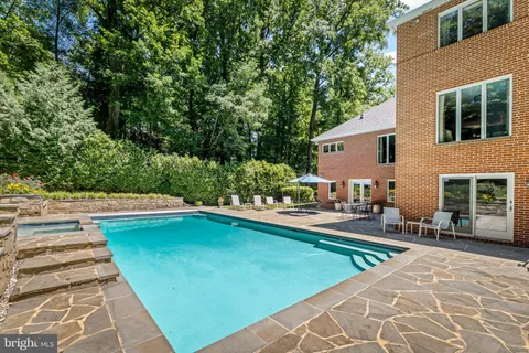 $1,100,000 | 4 Brickford Lane, Baltimore, MD 21208