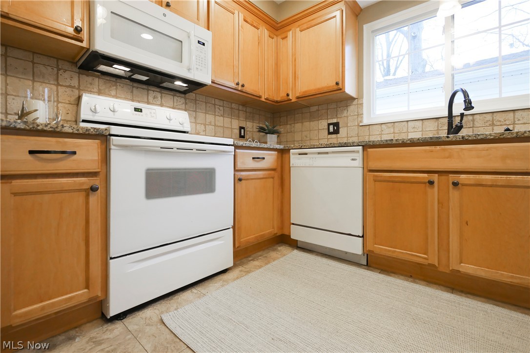 447 Malvern Road Akron, OH 44303 - Photo 10 of 33