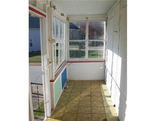37 Shore Road East Providence, RI 02915 - Photo 6 of 7 Exterior Front.