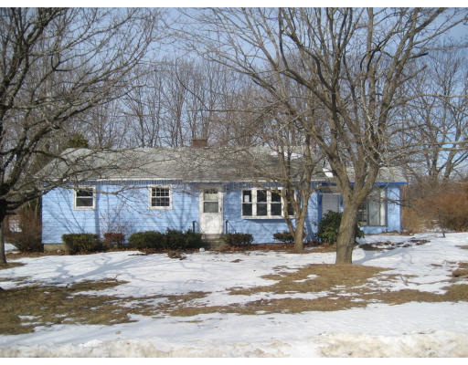 111 Rolling Acres Road Lunenburg, MA 01462 - Photo 1 of 3 Gallery Image 1