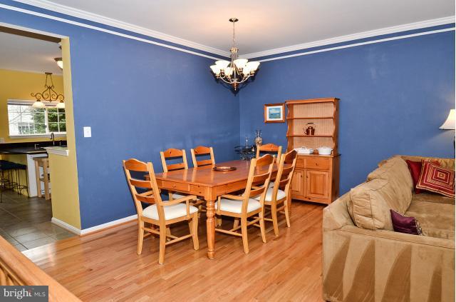 2822 Roesh Way Vienna, VA 22181 - Photo 25 of 29 Dining Room