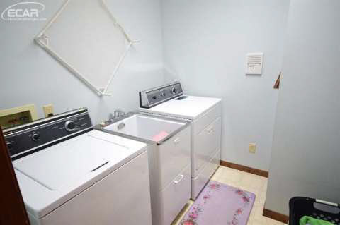 3489 East Rolston Road Fenton, MI 48430 - Photo 9 of 29 20443701-8.JPG