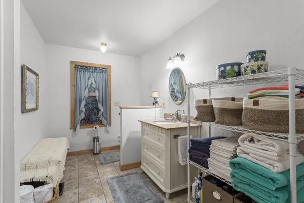 $625,000 | 8457 East Amber Lk Road, Minocqua, WI 54538
