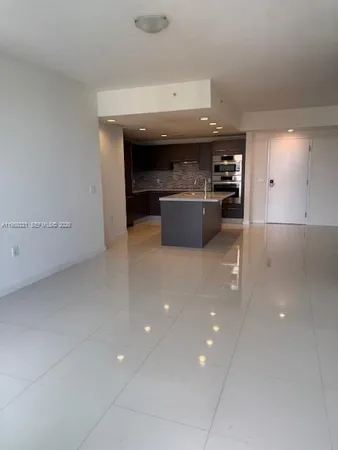 $2,900 | 7875 Northwest 107th Avenue, Unit 410, Doral, FL 33178