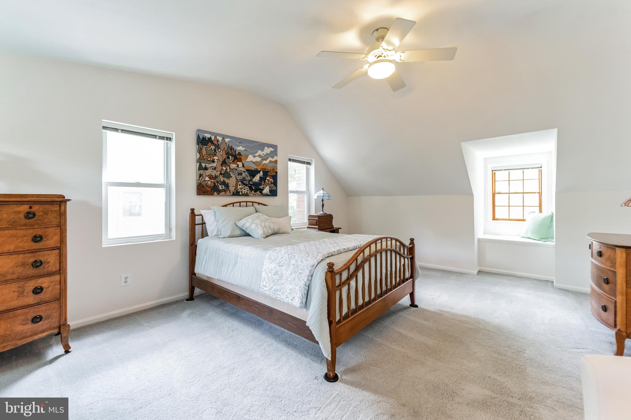 8907 Sudbury Road Silver Spring, MD 20901 - Photo 17 of 29 Primary bedroom with window seat