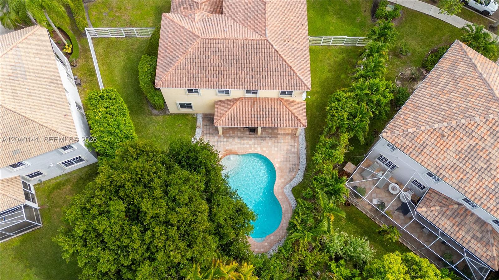 4228 Laurel Ridge Circle Weston, FL 33331 - Photo 15 of 47