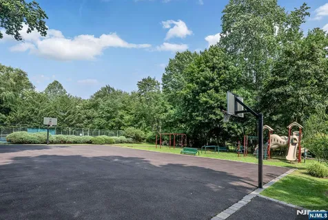 $2,275,000 | 286 Gregory Road, Franklin Lakes, NJ 07417