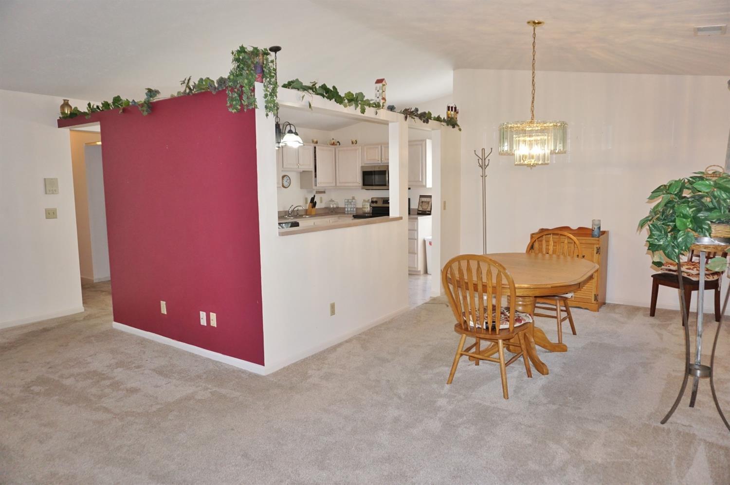 3721 Galbraith Road, Unit 3 Cincinnati, OH 45247 - Photo 6 of 17 Gallery Image 6