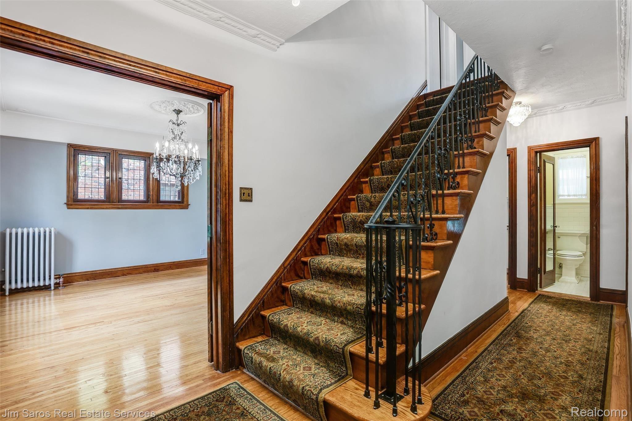 1251 Whittier Road Grosse Pointe, MI 48230 - Photo 4 of 33 19-1251 Whittier Rd Grosse Pointe Park0013.jpg