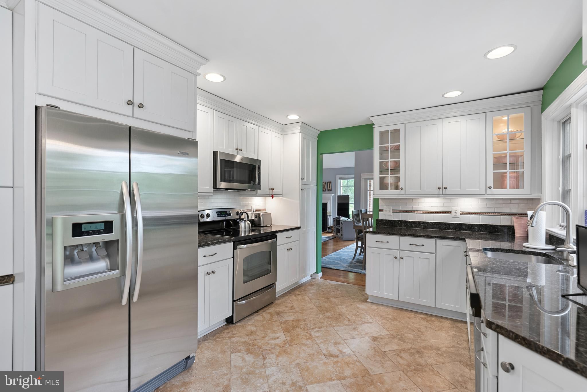 7 Spring House Road Lutherville-Timonium, MD 21093 - Photo 11 of 50 Beautiful Gourmet Kitchen
