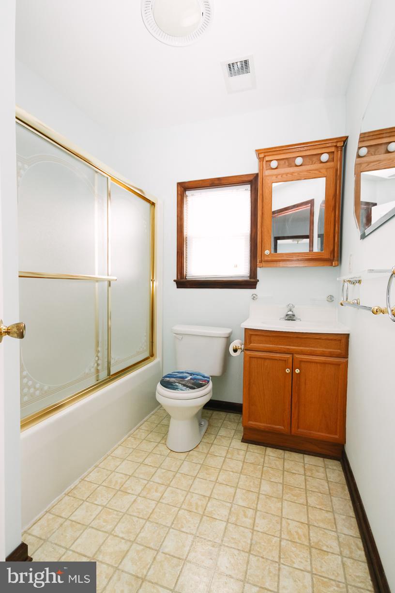 1416 Pleasant Valley Road Westminster, MD 21158 - Photo 24 of 30 Bath