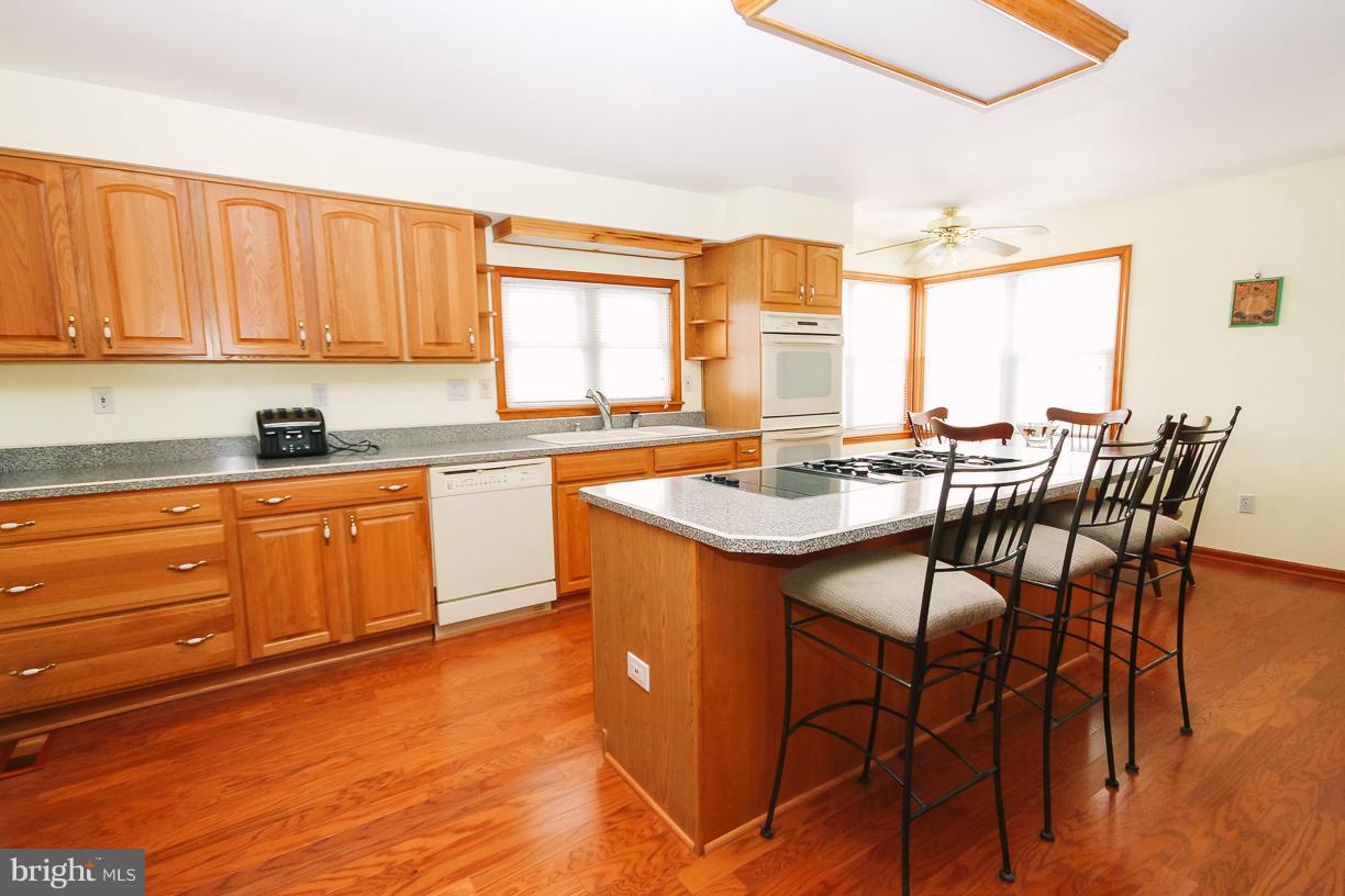 1416 Pleasant Valley Road Westminster, MD 21158 - Photo 8 of 30 Kitchen