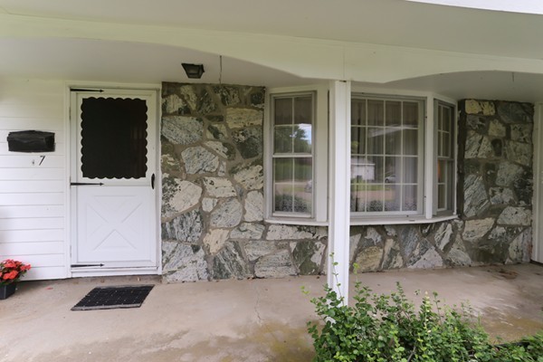 7 Antrim Road Peabody, MA 01960 - Photo 3 of 28 Gallery Image 3