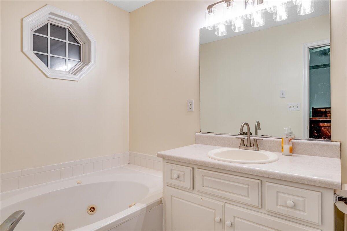 1061 Highway 25 Edgefield, SC 29824 - Photo 23 of 28 22-US-25 Edgefield (23 of 29)