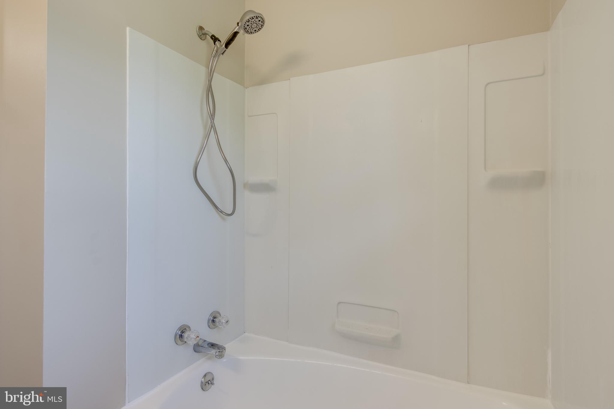 5953 Hunt Club Road Elkridge, MD 21075 - Photo 23 of 40 Gallery Image 23