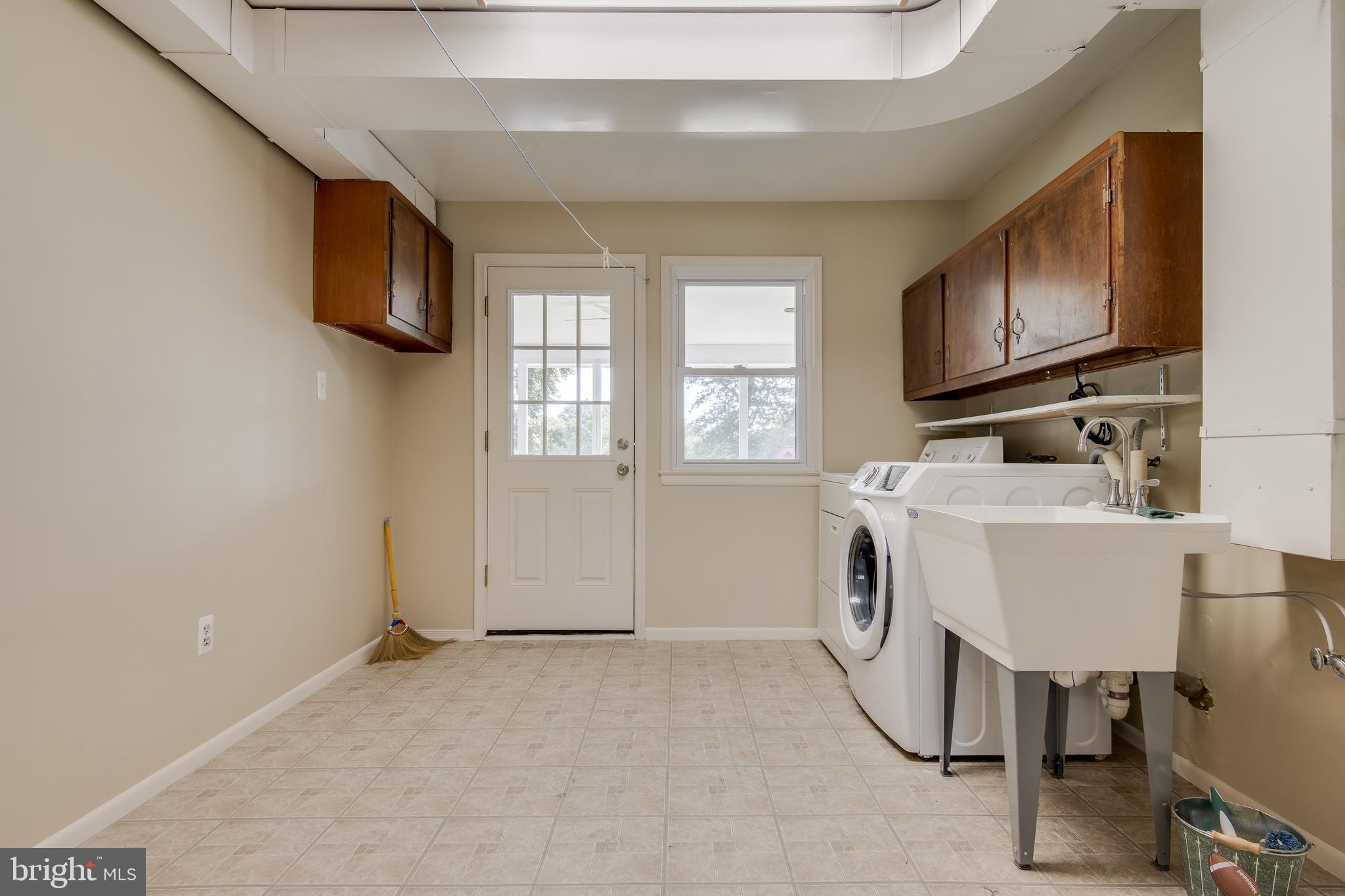 5953 Hunt Club Road Elkridge, MD 21075 - Photo 10 of 40 Gallery Image 10