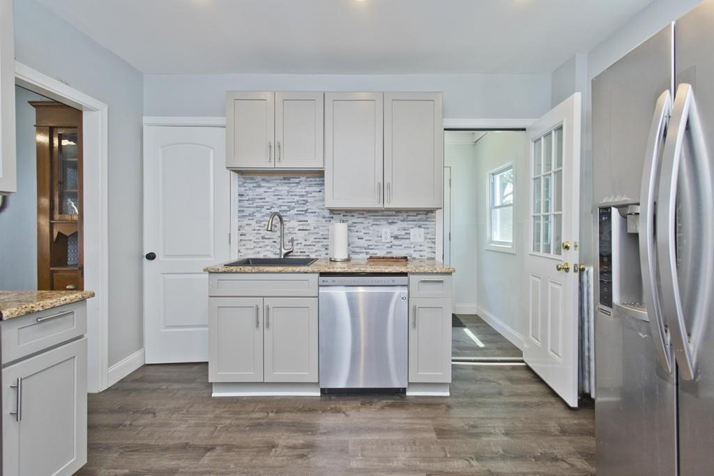 67 Silver Street West Springfield, MA 01089 - Photo 4 of 42 Gallery Image 4