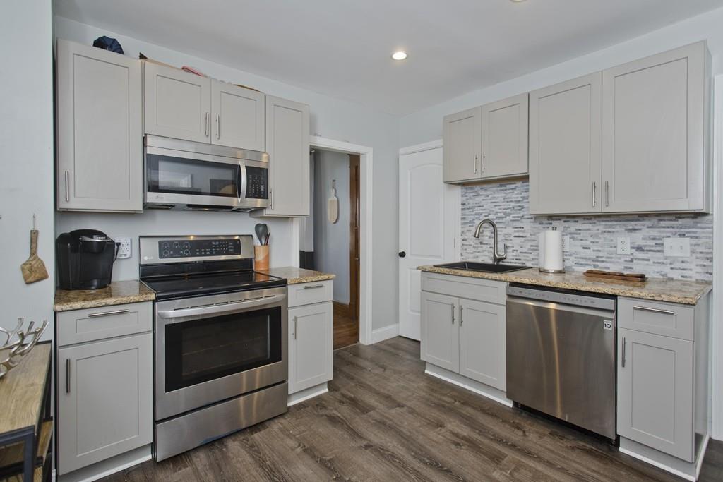 67 Silver Street West Springfield, MA 01089 - Photo 6 of 42 Gallery Image 6