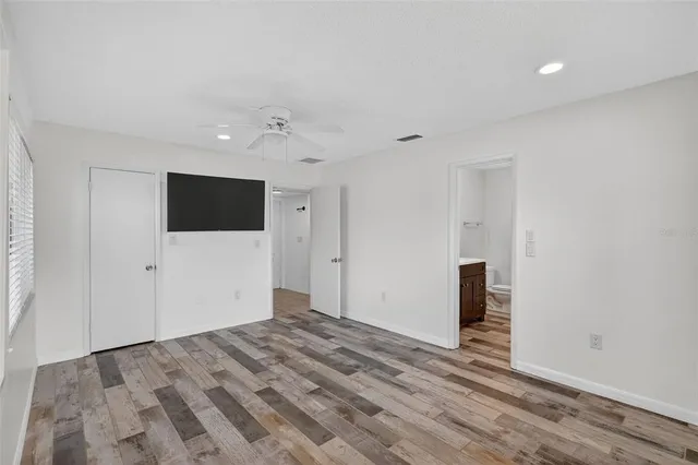 $1,049,900 | 1884 Southpointe Drive, Sarasota, FL 34231