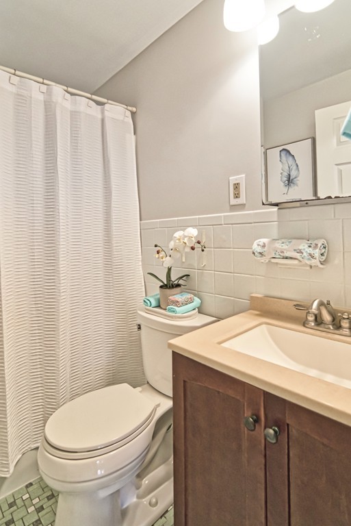 150 Emerson Gardens Road, Unit 150 Lexington, MA 02420 - Photo 9 of 12 Gallery Image 9