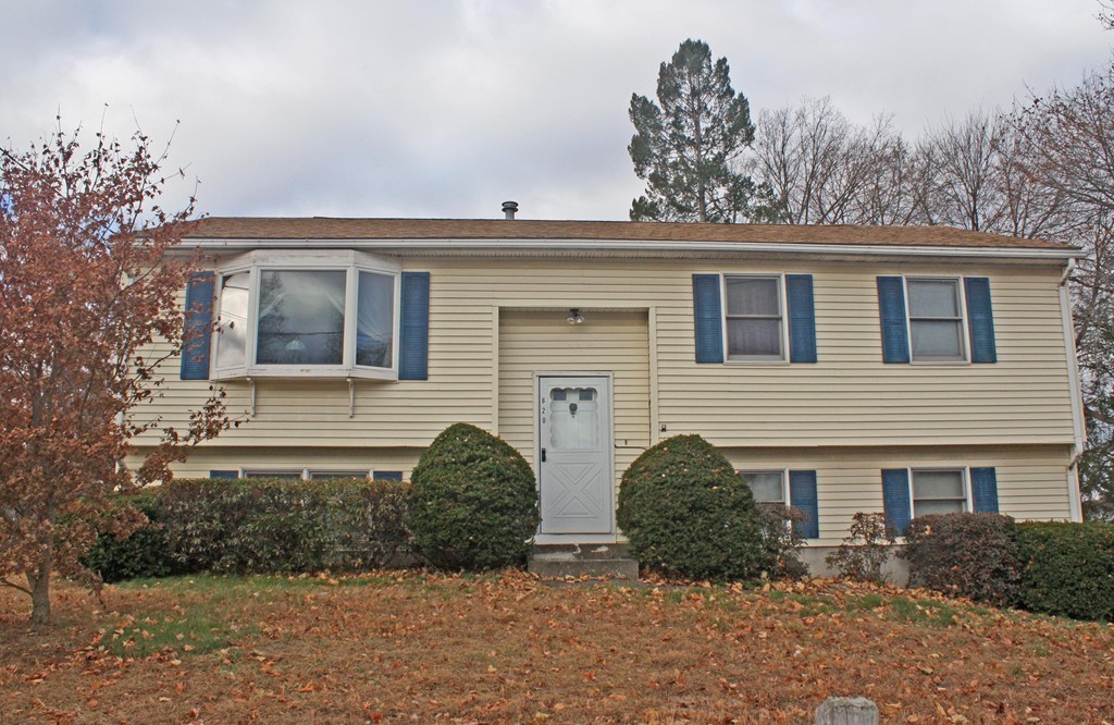 820 Parker Street Springfield, MA 01129 - Photo 1 of 29 Gallery Image 1