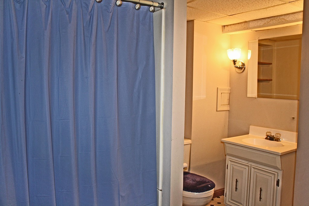 820 Parker Street Springfield, MA 01129 - Photo 20 of 29 Gallery Image 20