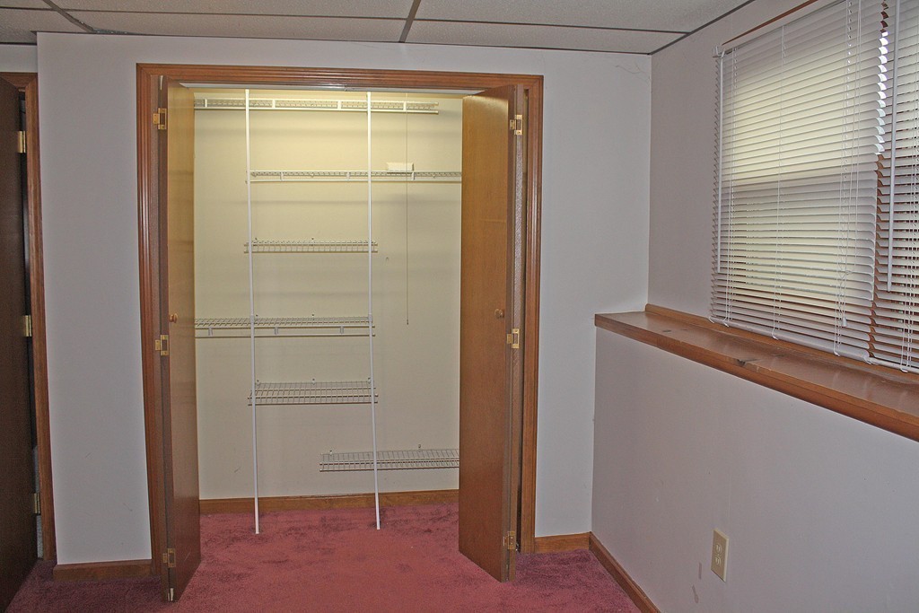 820 Parker Street Springfield, MA 01129 - Photo 23 of 29 Gallery Image 23