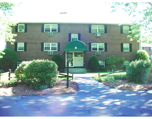 96 Richardson Road, Unit 16B Chelmsford, MA 01863 - Photo 1 of 1 Gallery Image 1