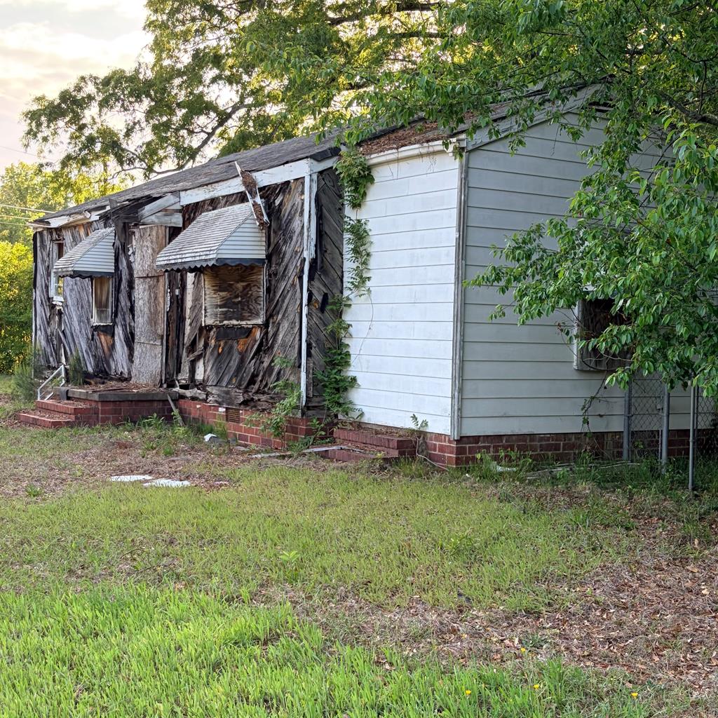3135 Baker Circle Columbus, GA 31903 - Photo 7 of 7 a view of a house with a yard