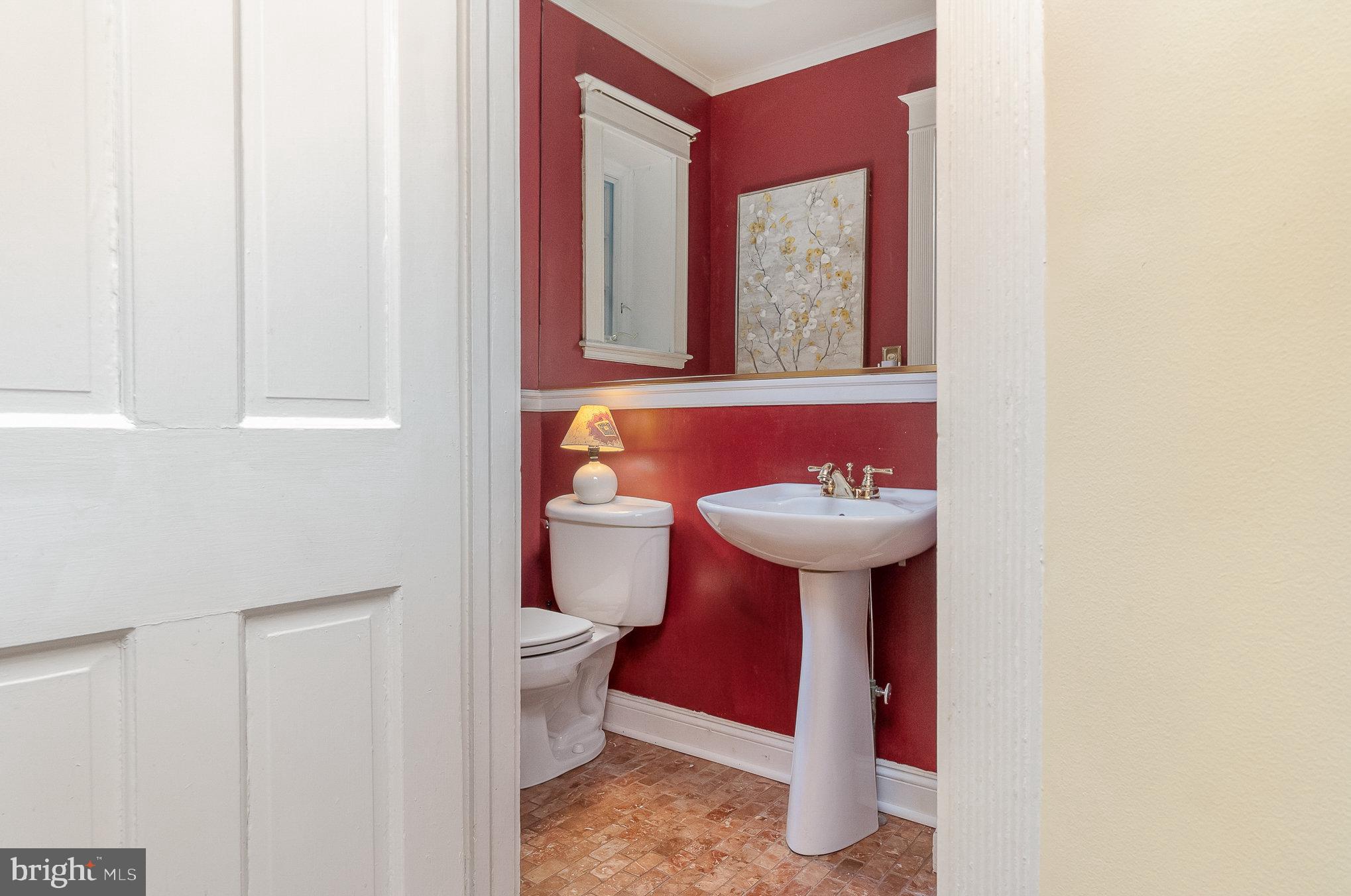 4000 Roundtop Road Baltimore, MD 21218 - Photo 23 of 60 Main Level Powder Room