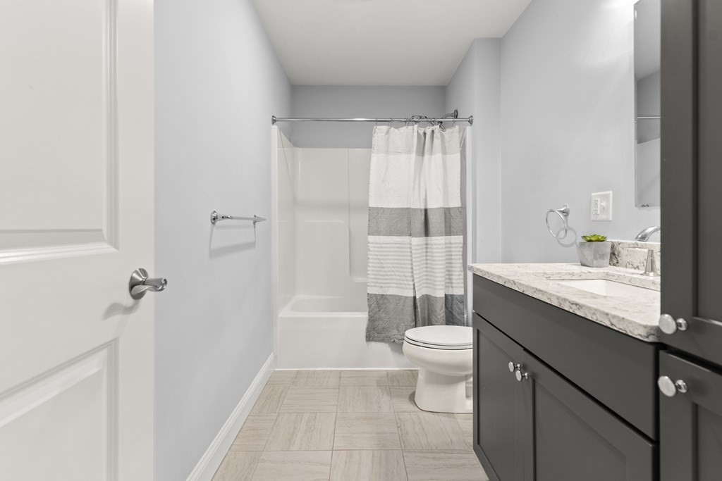 44 Highland Street, Unit 4 Lowell, MA 01852 - Photo 15 of 42