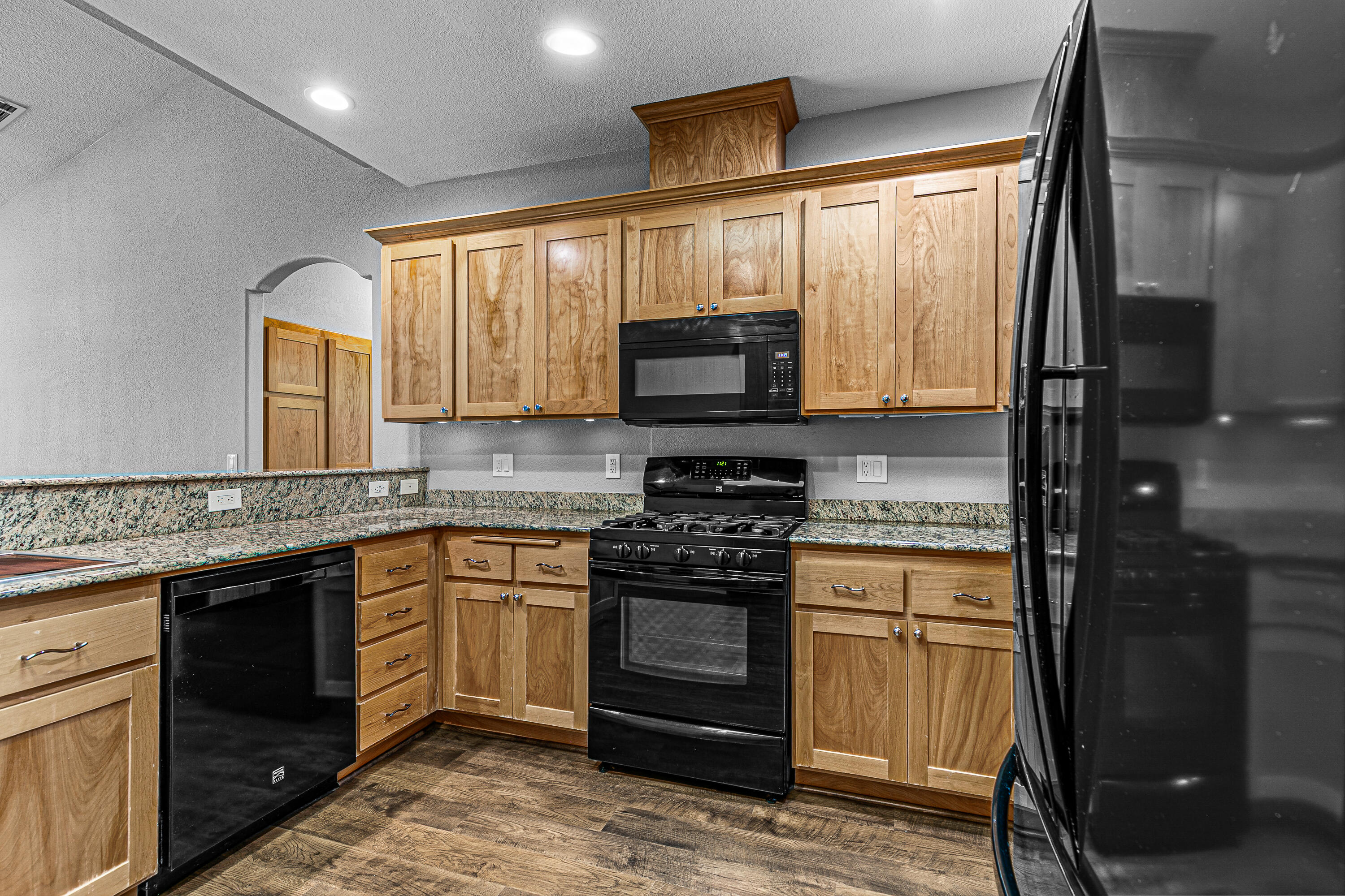 1508 Summit Ridge Circle Medford, OR 97504 - Photo 11 of 31 9R9A3677